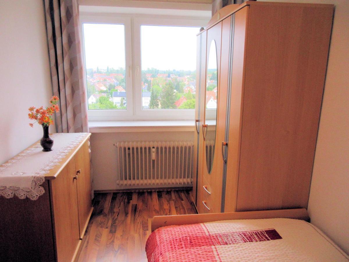Private Apartment Near Fair Ground Hanóver Exterior foto